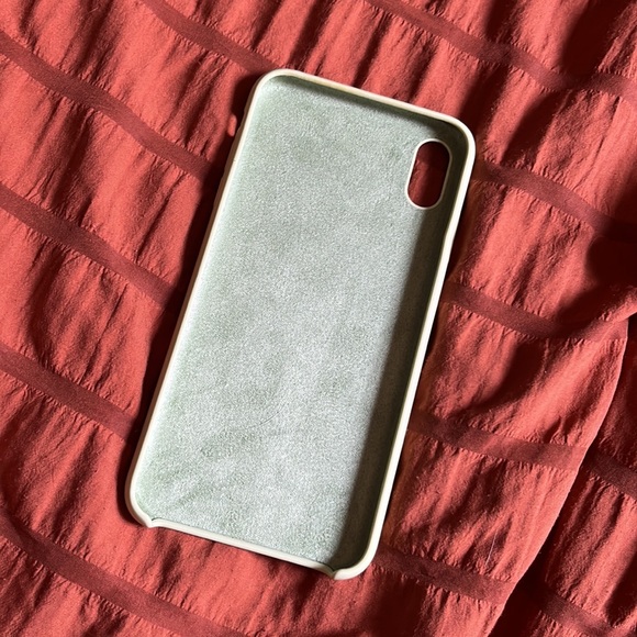 iPhone XS Max Case - Picture 2 of 2